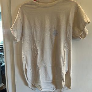 Pebby Forevee side slit tee- here comes trouble